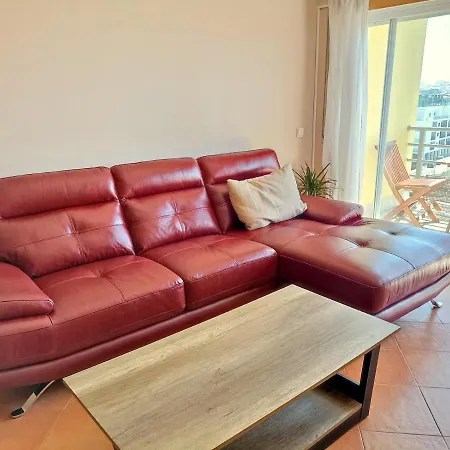 Cardeira Apartment *